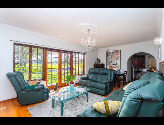 4 BEDROOM FREESTANDING SOLD IN PANORAMA